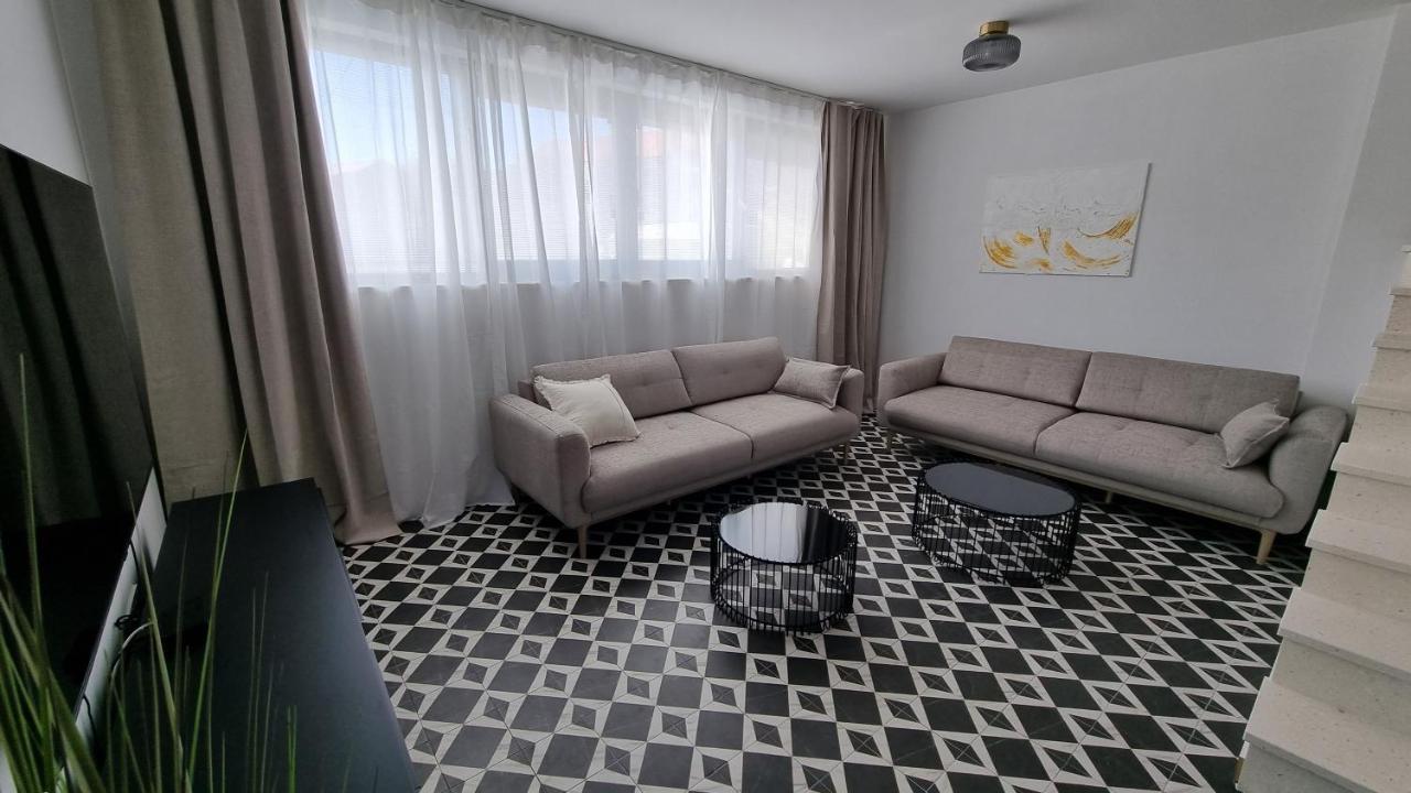 Delta House - Alfa Apartment Zadar Buitenkant foto