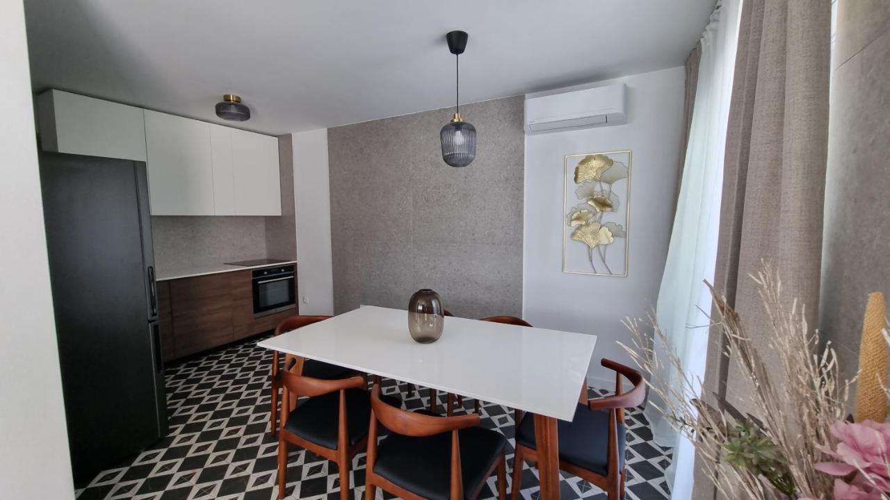 Delta House - Alfa Apartment Zadar Buitenkant foto